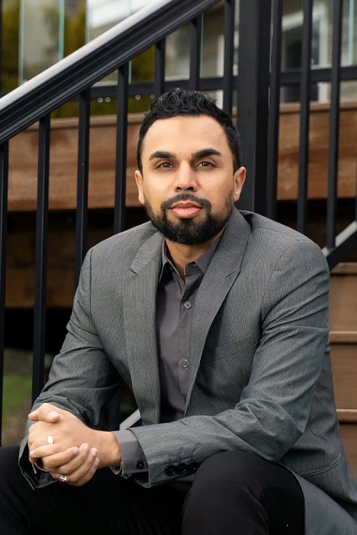 Zeeshan Hayat